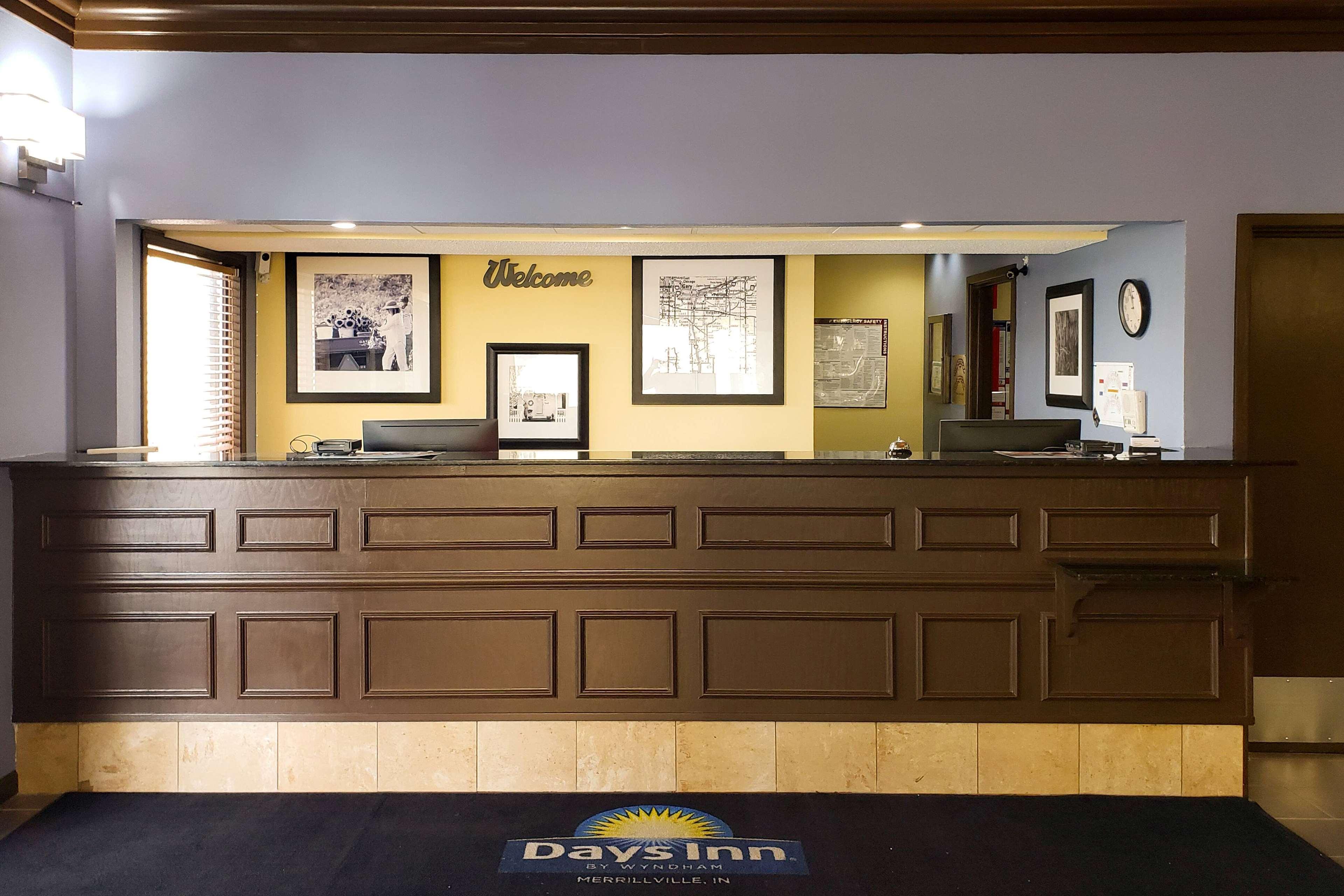 Days Inn & Suites By Wyndham Merrillville Buitenkant foto