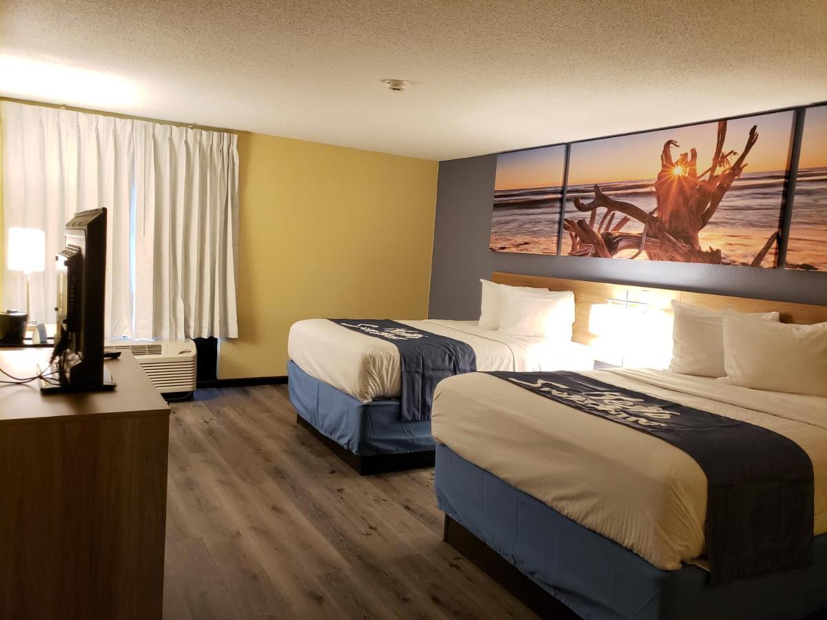 Days Inn & Suites By Wyndham Merrillville Buitenkant foto