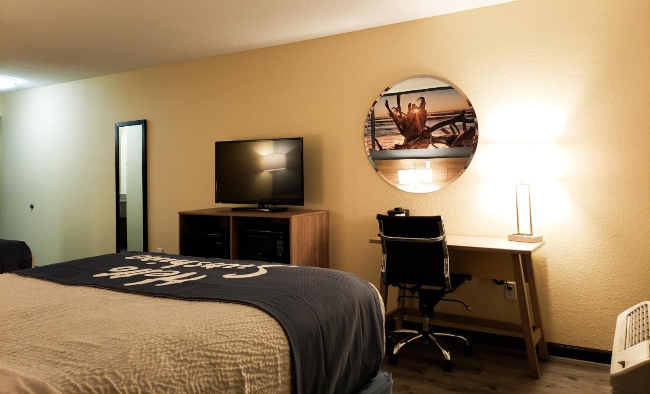 Days Inn & Suites By Wyndham Merrillville Buitenkant foto